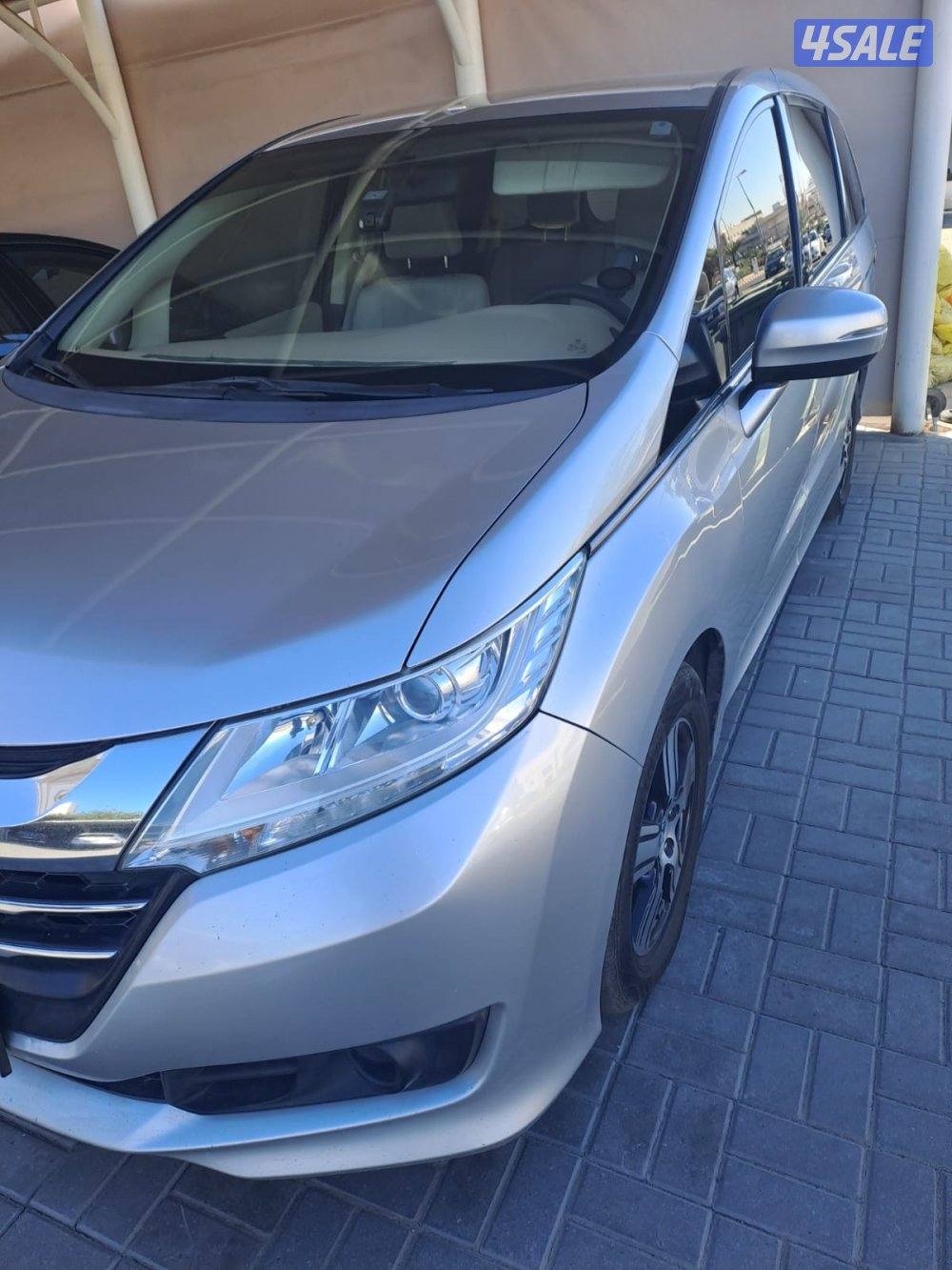 هوندا اوديس  ٢٠١٧  ماشيه ١٥٠ الف.  شرط الفحص مطلوب ٣٠٠٠4