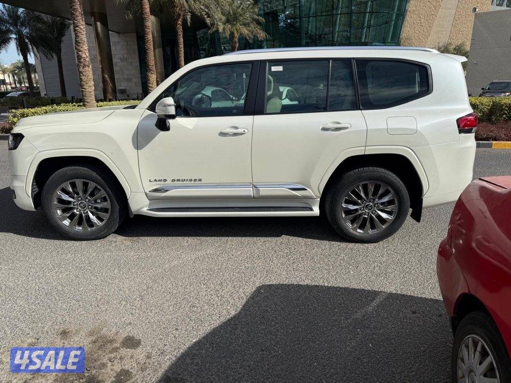 للبيع لاندكروز ٢٠٢٤ صبغ الوكاااالة مالك أول4