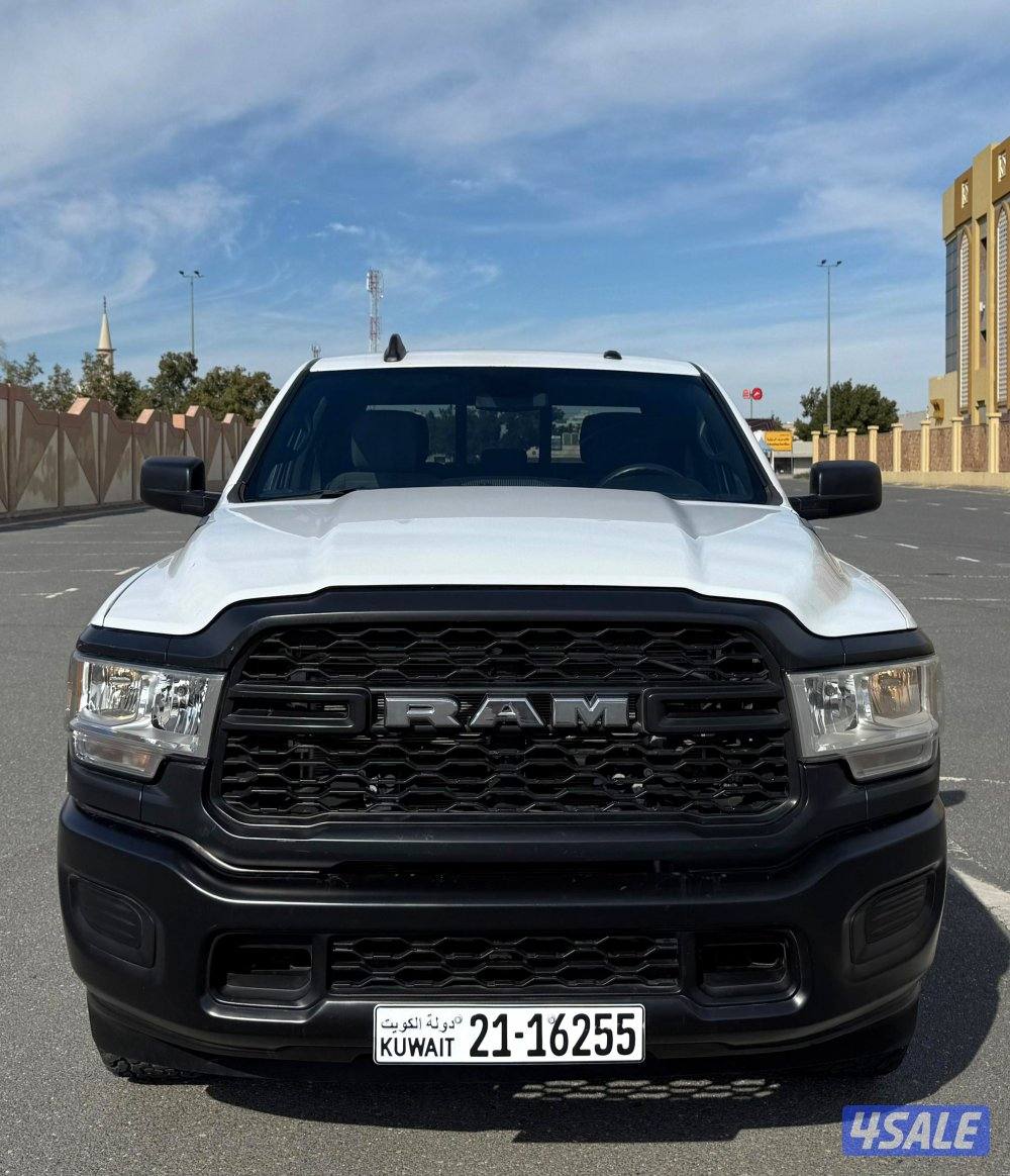 بحالة ممتازة وانيت دودج رام RAM وكالة 2021 محرك 6.4 دبل قير ماشي 712