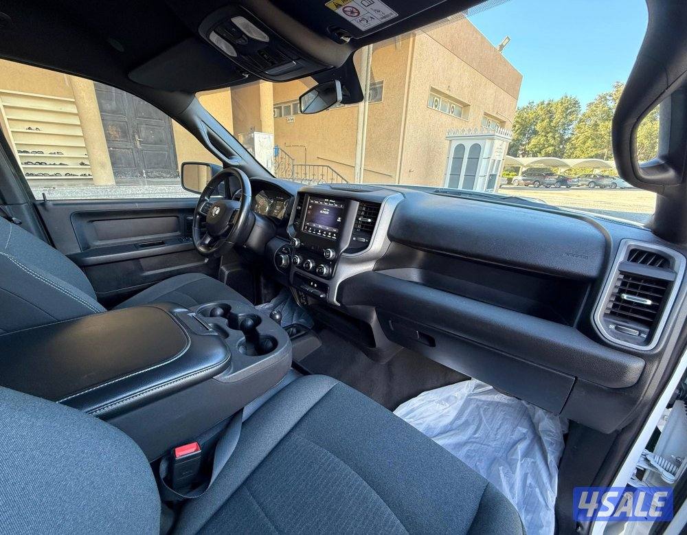 بحالة ممتازة وانيت دودج رام RAM وكالة 2021 محرك 6.4 دبل قير ماشي 719