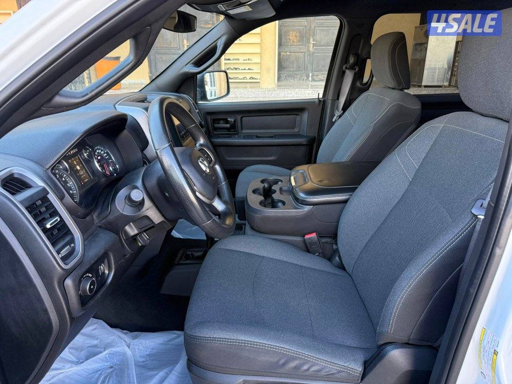 بحالة ممتازة وانيت دودج رام RAM وكالة 2021 محرك 6.4 دبل قير ماشي 7110