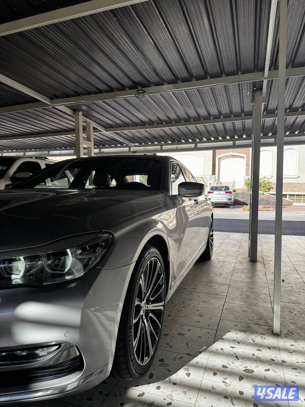 بي ام 740L صبغ الوكاله ماشي ١٠٠ الف1