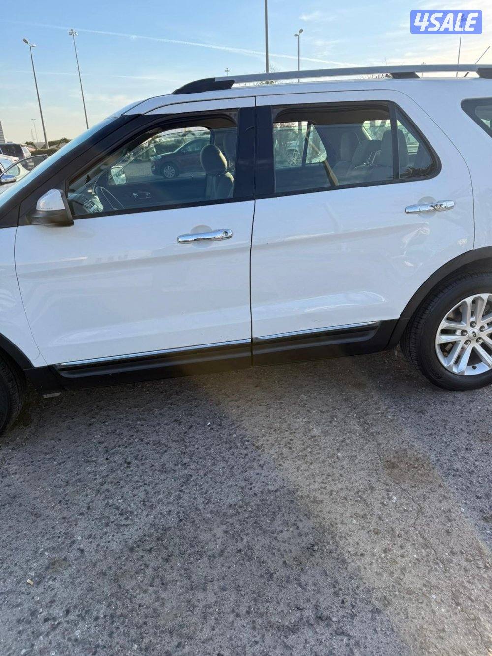 للبيع فورد اكسبلور شرط الفحص قير مكينه شاصي يوجد قطعتين او ثلاث تحكم1