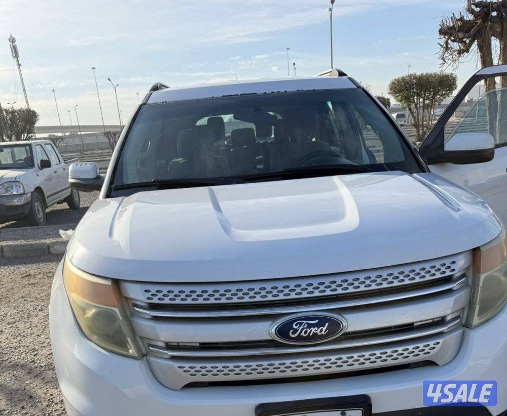 للبيع فورد اكسبلور شرط الفحص قير مكينه شاصي يوجد قطعتين او ثلاث تحكم4