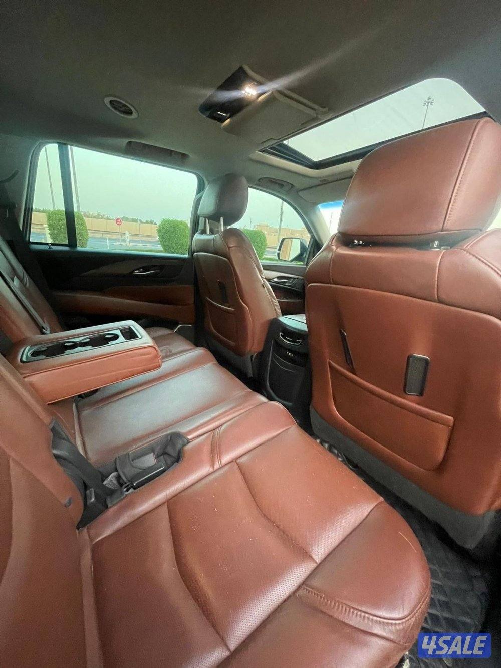 اسكاليد 2015 بحالة الوكالة8