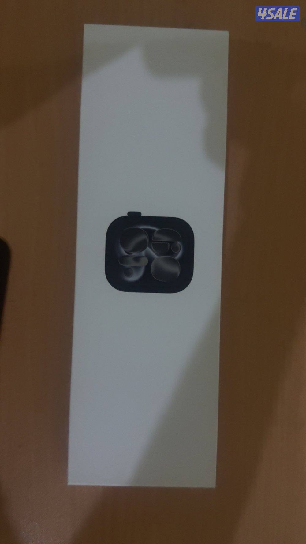 ساعة ابل ١١0