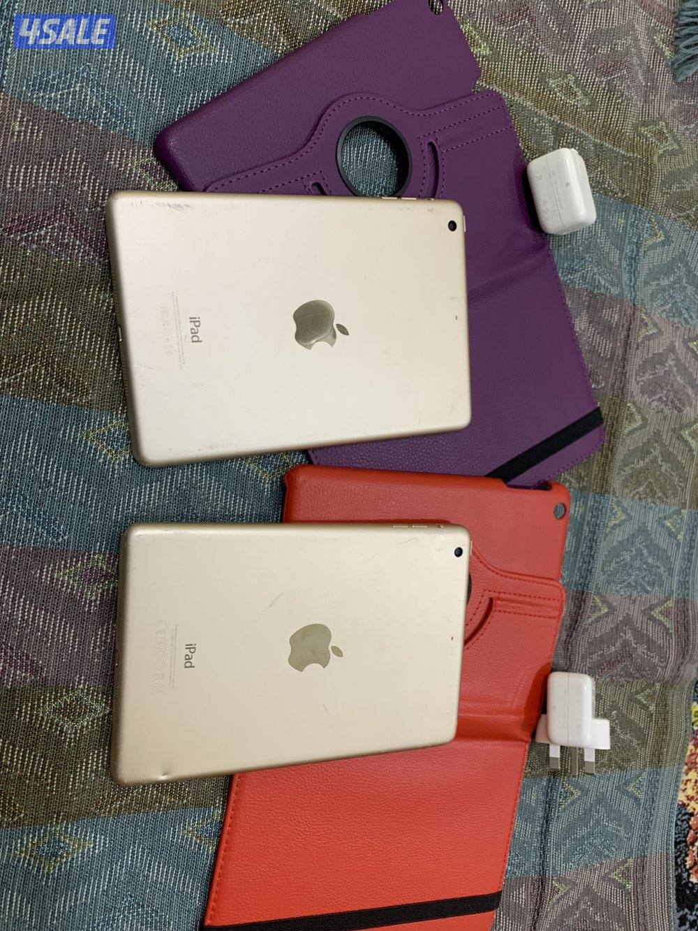 ايبادين ميني 3 الاصلي 16 قيقا عدد 2 شغالين تمام ما فيهم شي مع الاغراض1