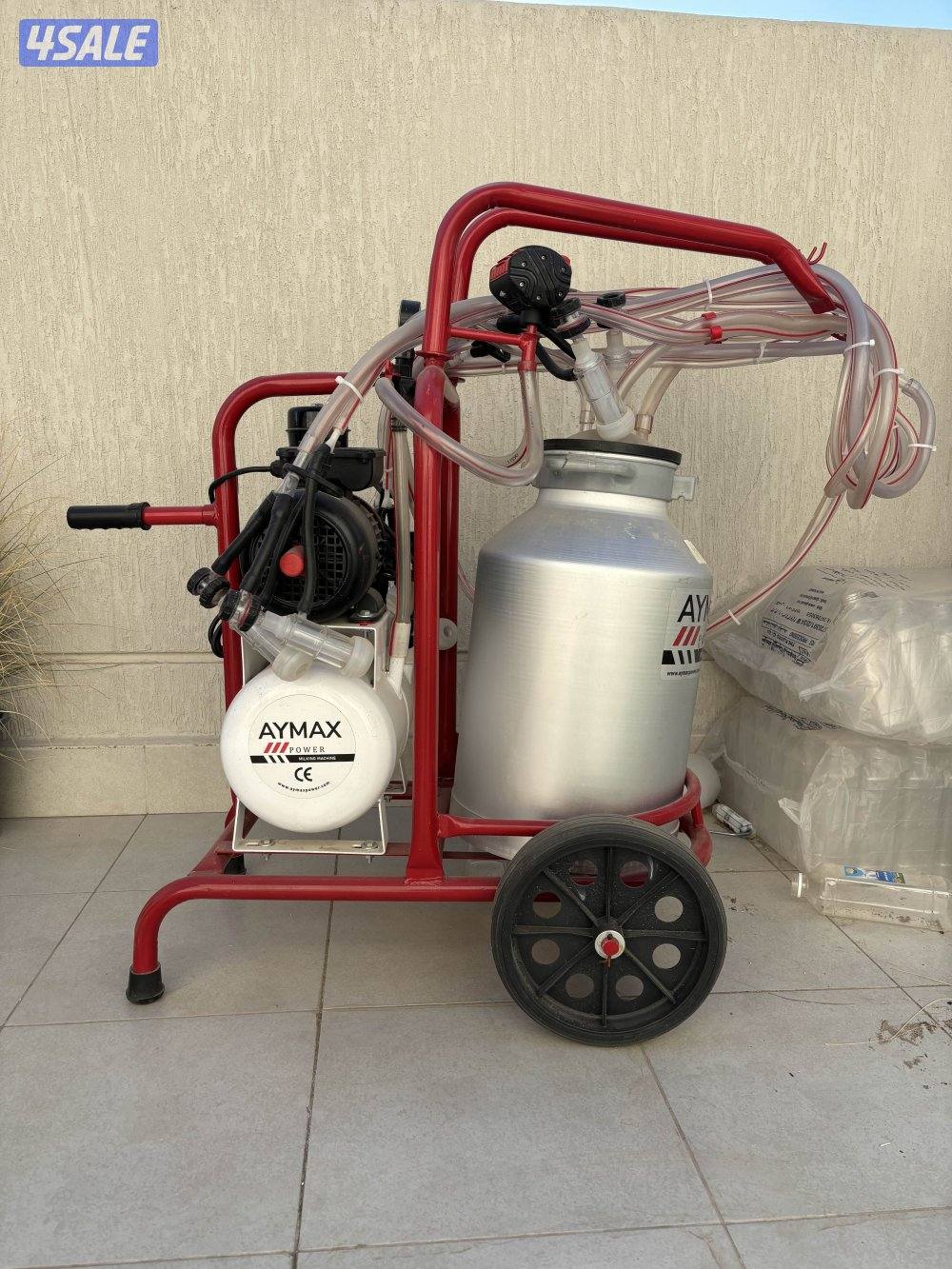 حلابة ومكينة بسترة وخضاضة0