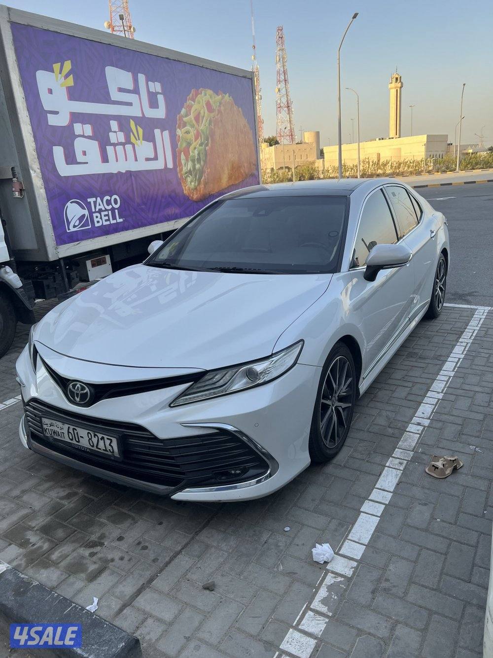 التواصل واتس أب فقط4