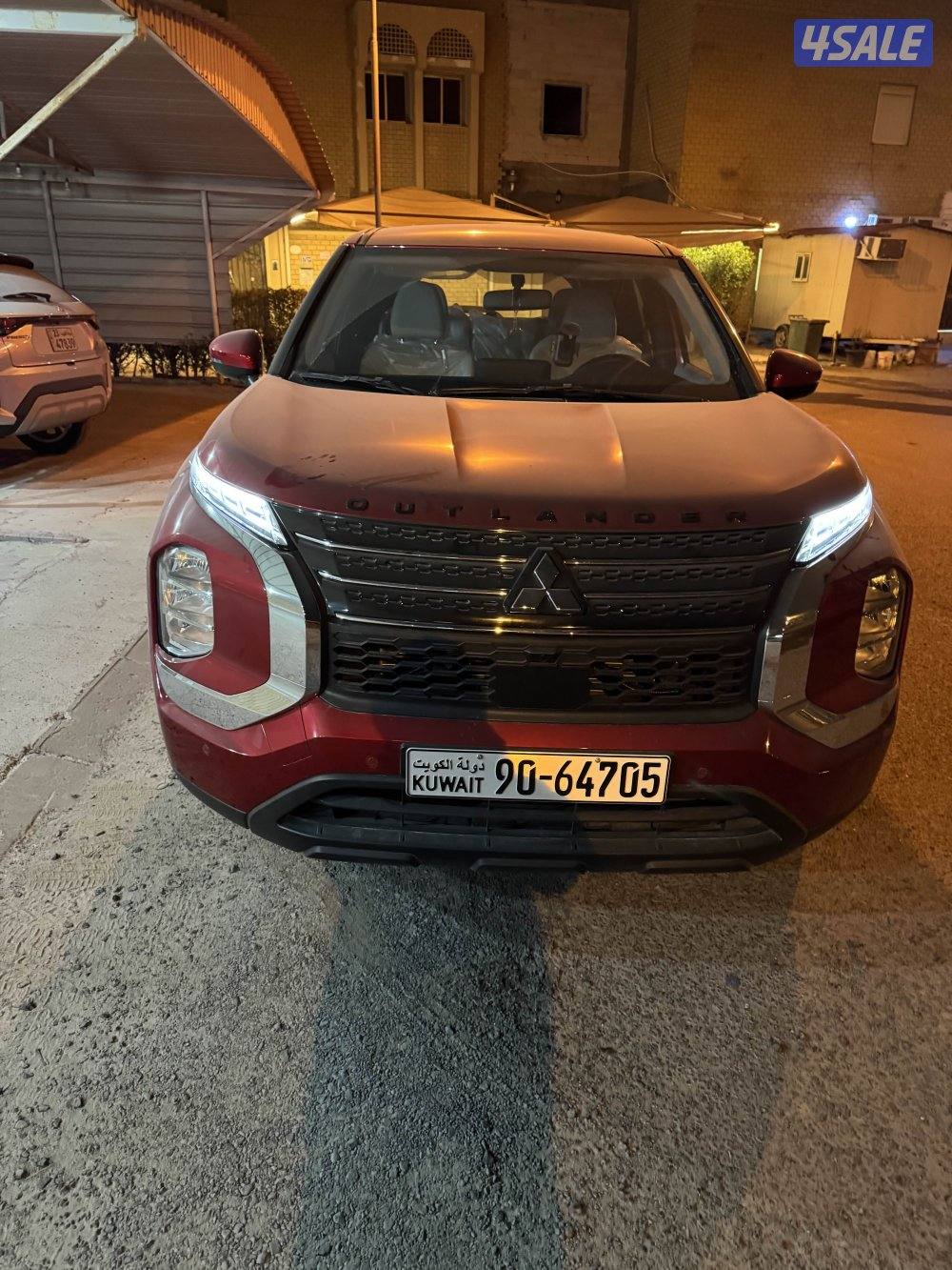 للبيع متسوبيشي أوتلاندر بعد المساومه1