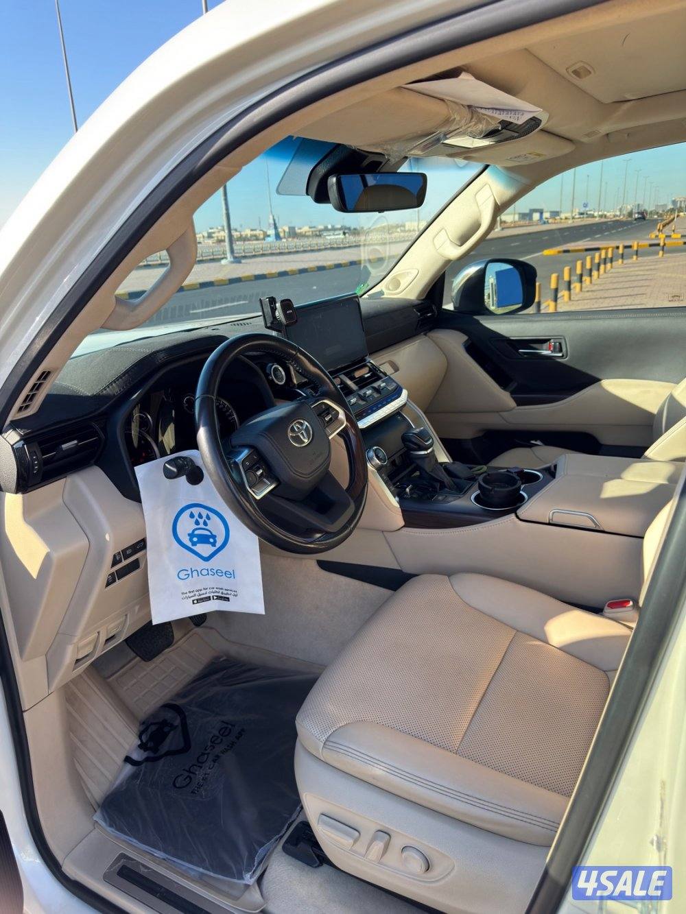 لاندكروزر  GXR AERO S11