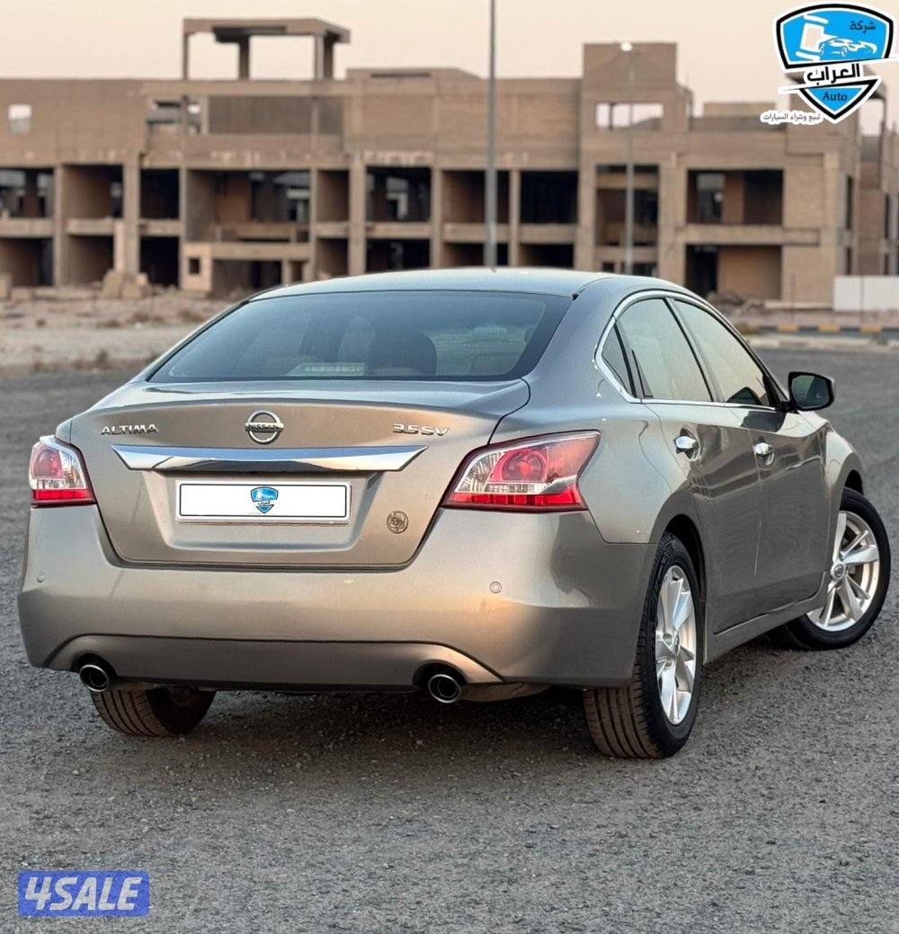 نيسان  التيما  201310