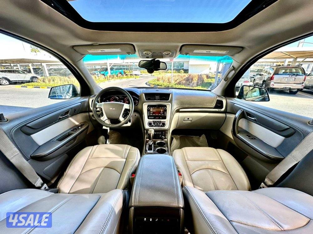 أكاديا GMC -الموديل: 2015 العداد:227 السعر 195011