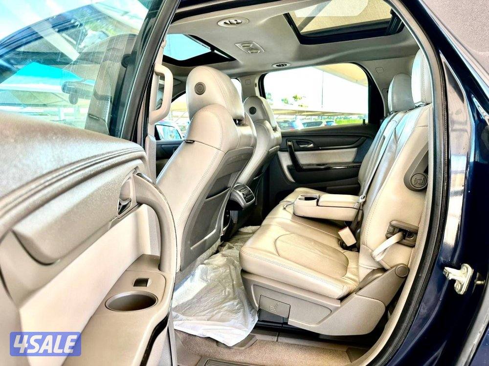 أكاديا GMC -الموديل: 2015 العداد:227 السعر 195013