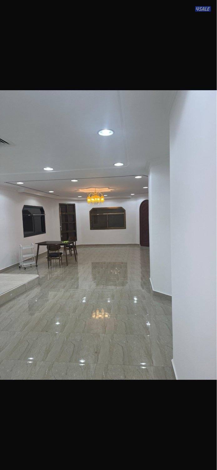 للايجار قسيمه سوبر ديلوكس في القرين دورين ونص وسرداب3