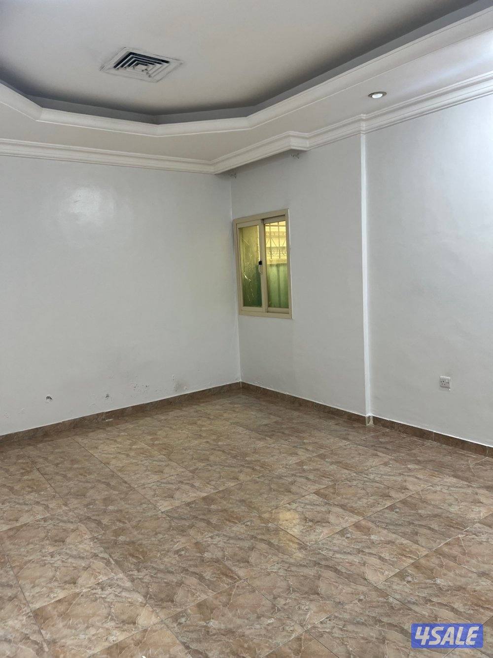 للايجار قسيمه سوبر ديلوكس في القرين دورين ونص وسرداب10