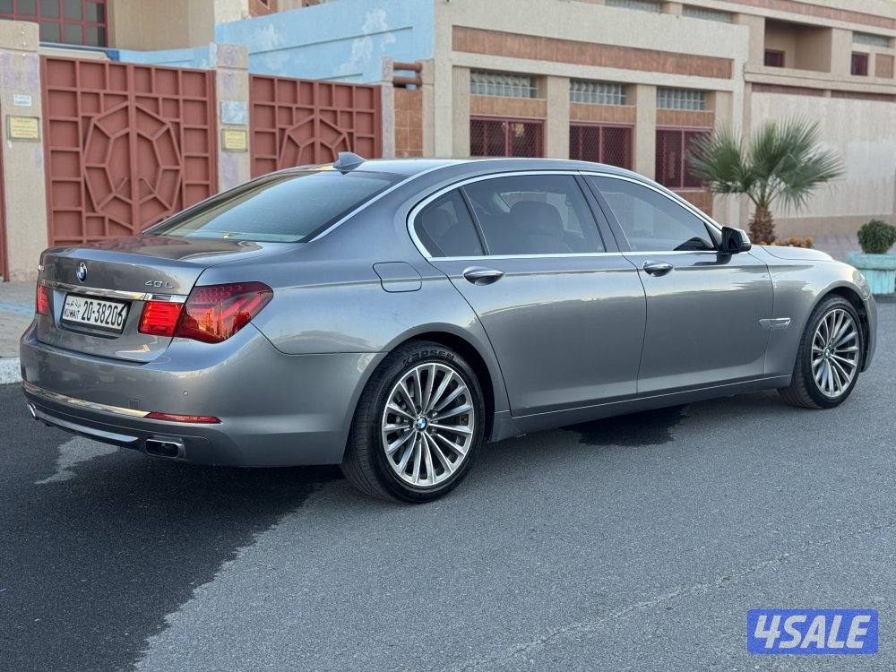 للبيع بي ام دبليو 7400