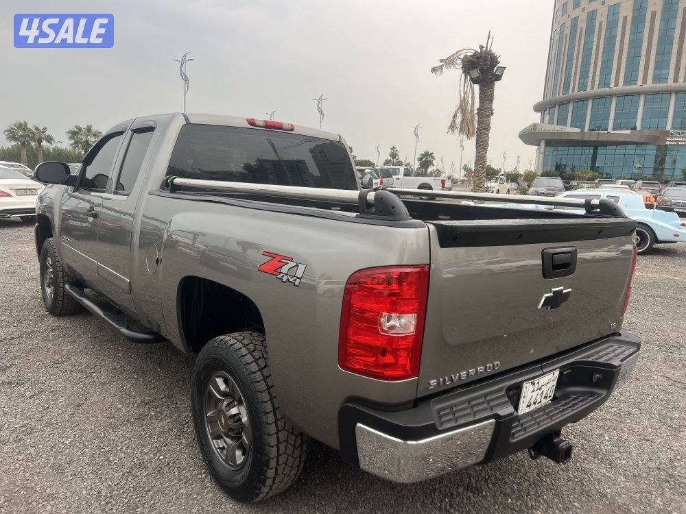 سلفرادو HD  2500  دبل جير 2008 بحاله ممتازه8