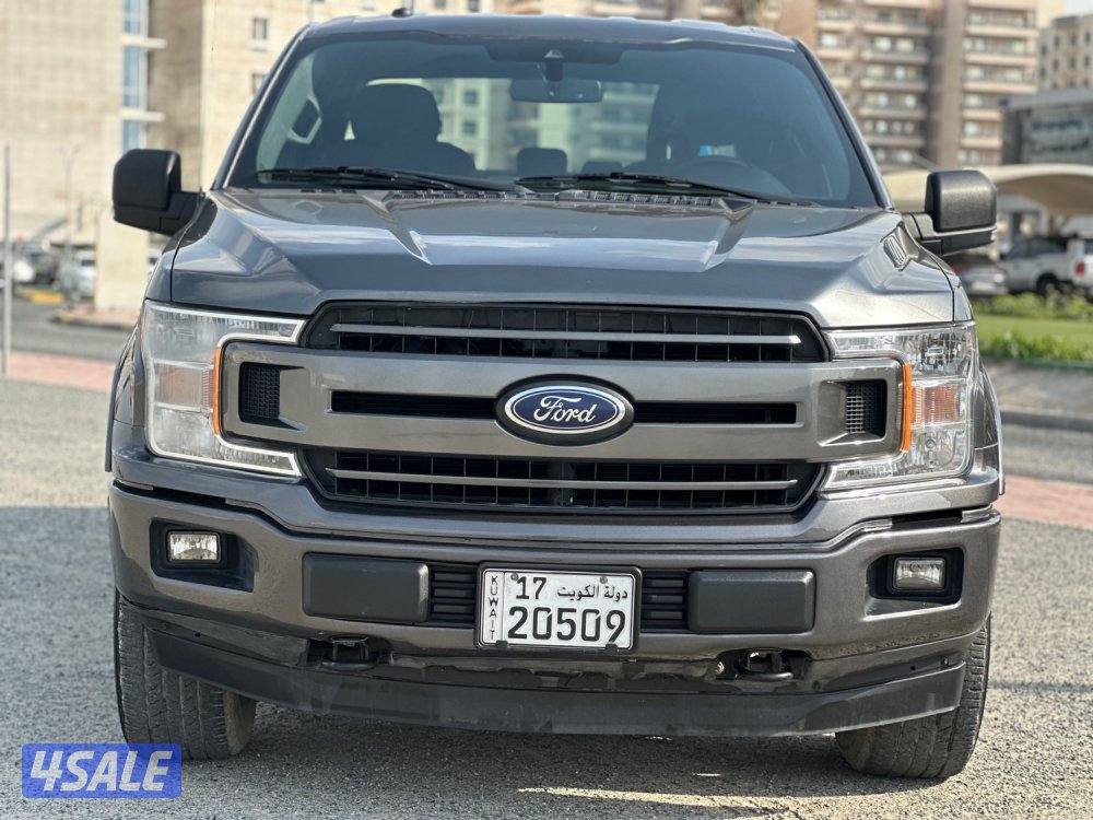 للبيع وانيت فورد FX4 ماشي ١٢٩ الف كيلو2