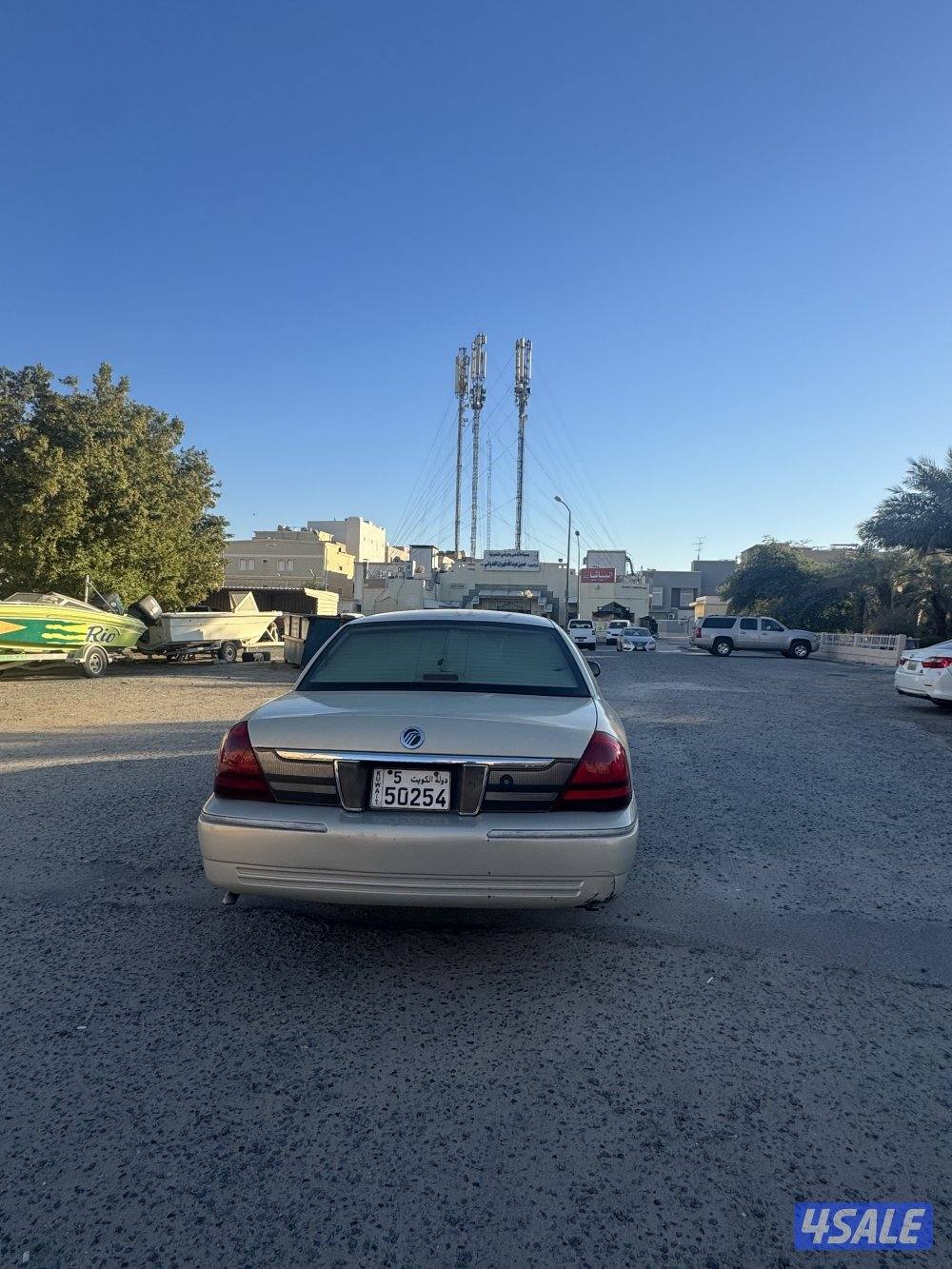 للبيع فورد ماركيز موديل 20080