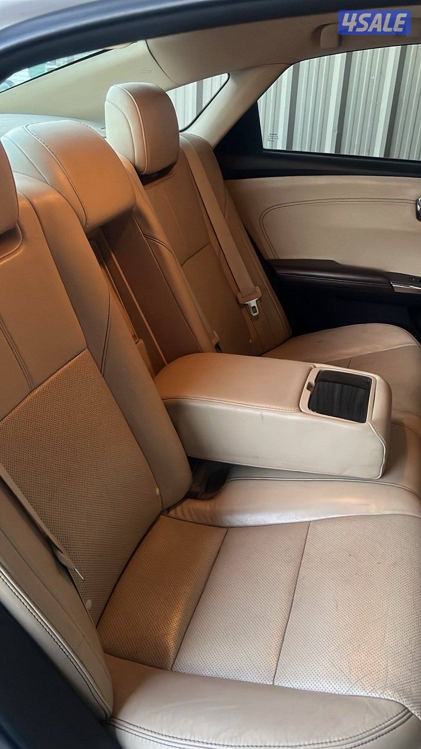 للبيع تويوتا أفالون2