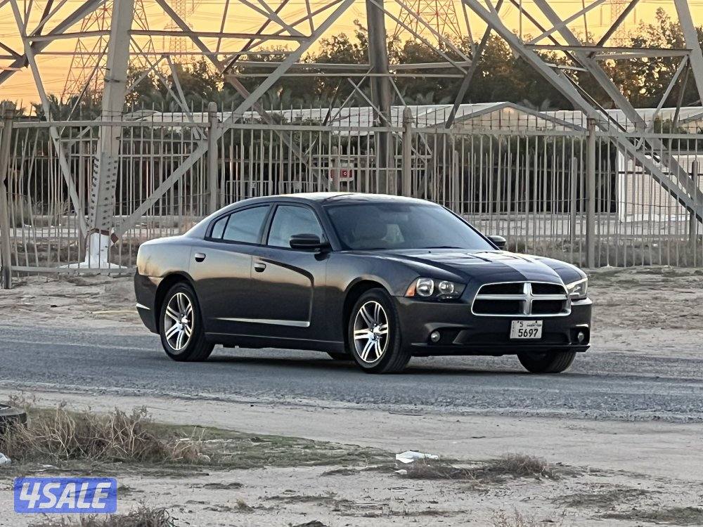 للبيع فقط شارجر 2014 شرط الفحص جير ماكينه شاصي0