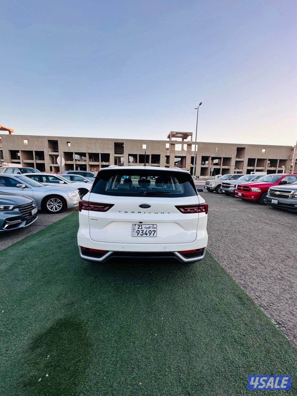 🚘 فورد تيريتوري 2023 صبغ وكاله2