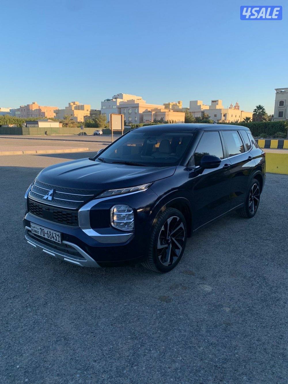 للبيع ميتسوبيشي اوتلاندر 20231