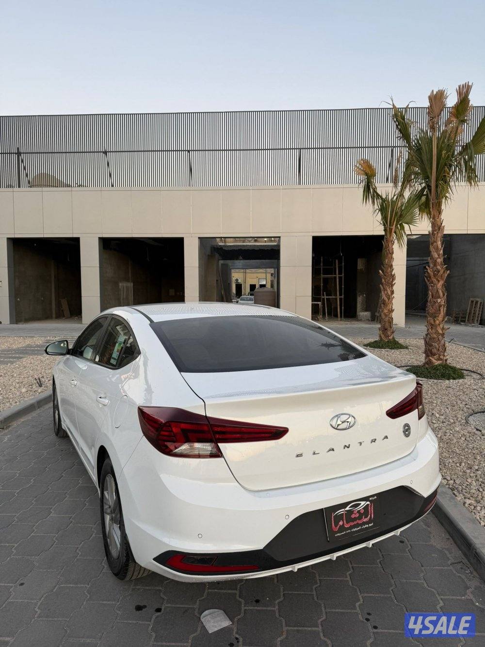 النشاما لبيع وشراء السيارات هونداي الانترا3