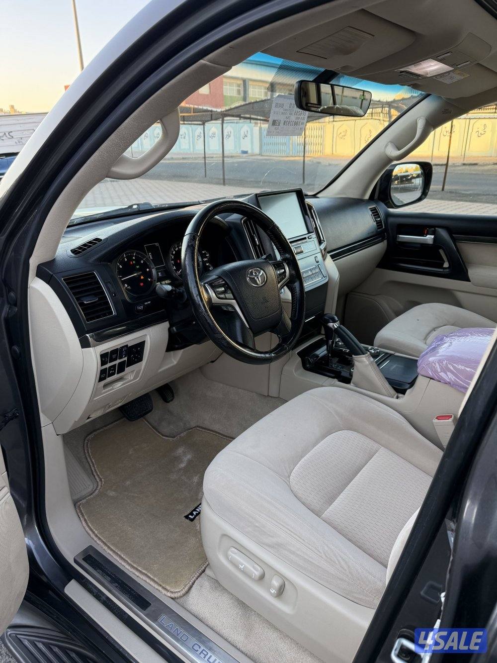 لاند كروزر  8V  تورنق 20216