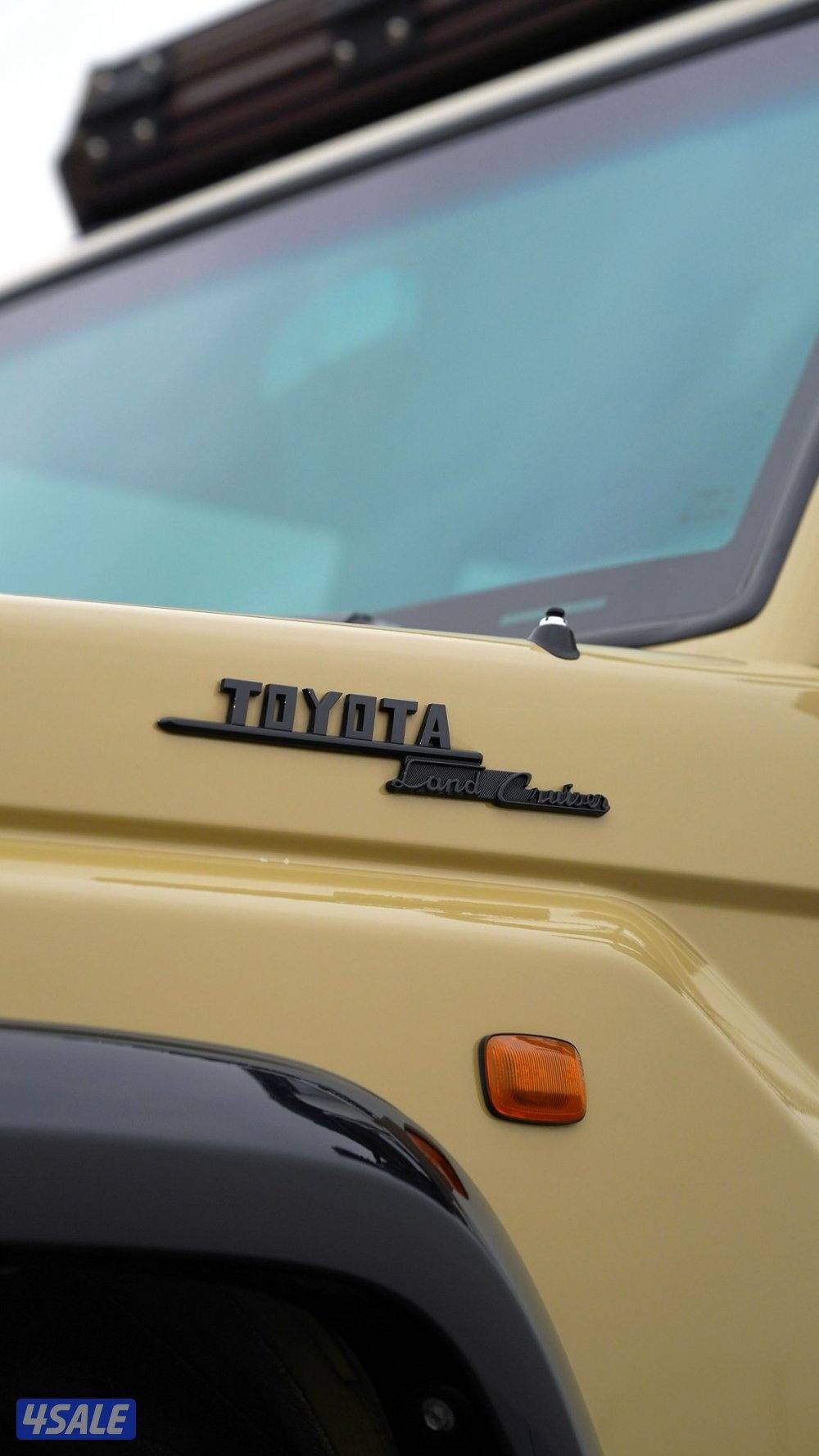 لاند كروزر LC76 الذكرى ال70 بحالة الوكالة4