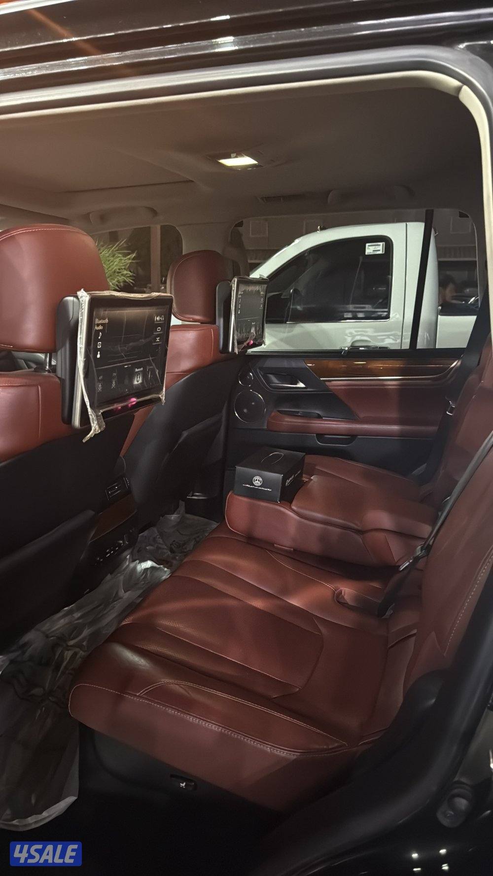 للبيع لكزس الساير موديل ٢٠١٨ الدرجة الأولى سبورت اسود من داخل عنابي5