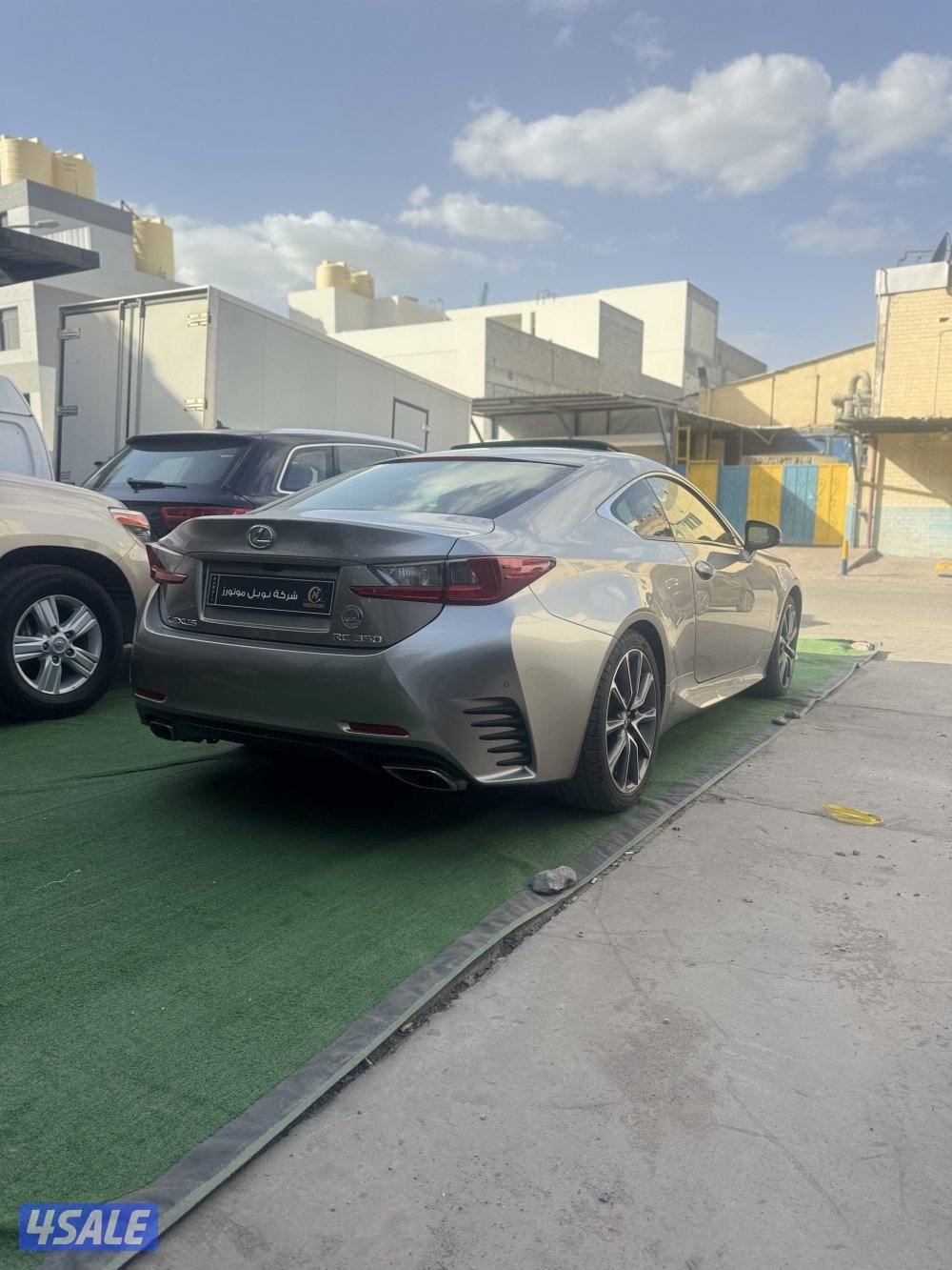 لكزس RC 2018 ( عداد 95 الف )3