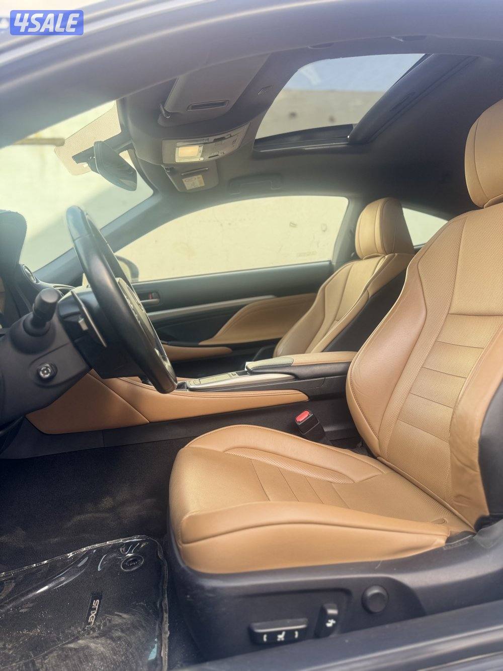 لكزس RC 2018 ( عداد 95 الف )4