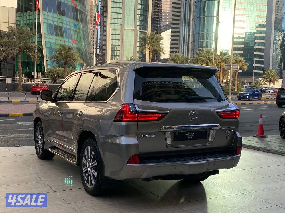 لكزس LX570 موديل 2017 عداد 174 الف كيلو فقط وارد الساير صبغ الوكاله2
