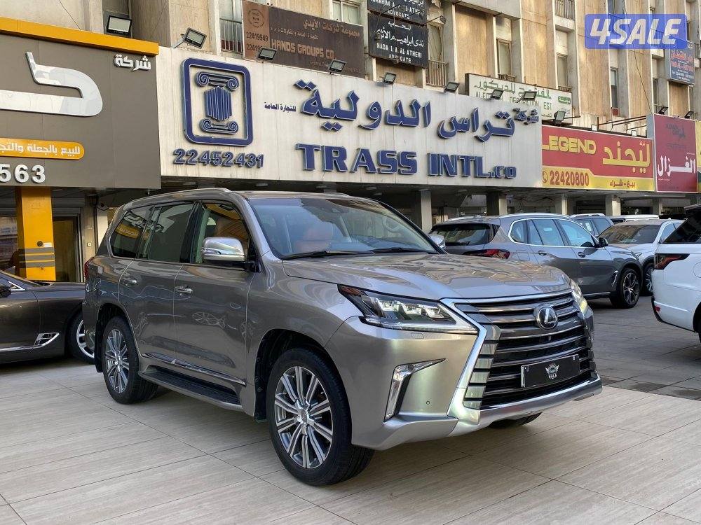 لكزس LX570 موديل 2017 عداد 174 الف كيلو فقط وارد الساير صبغ الوكاله1