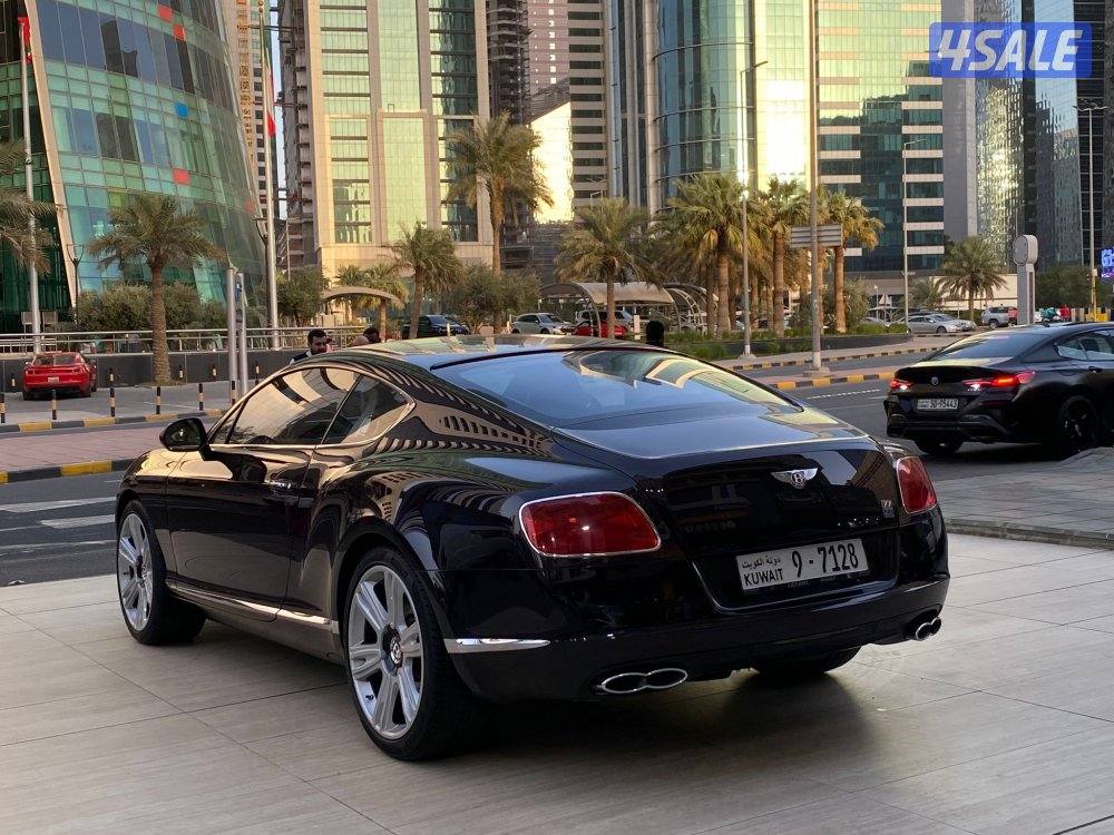 بنتلي كونتننتال GT V8 موديل 2015 عداد 71 الف كيلو فقط صبغ الوكاله2