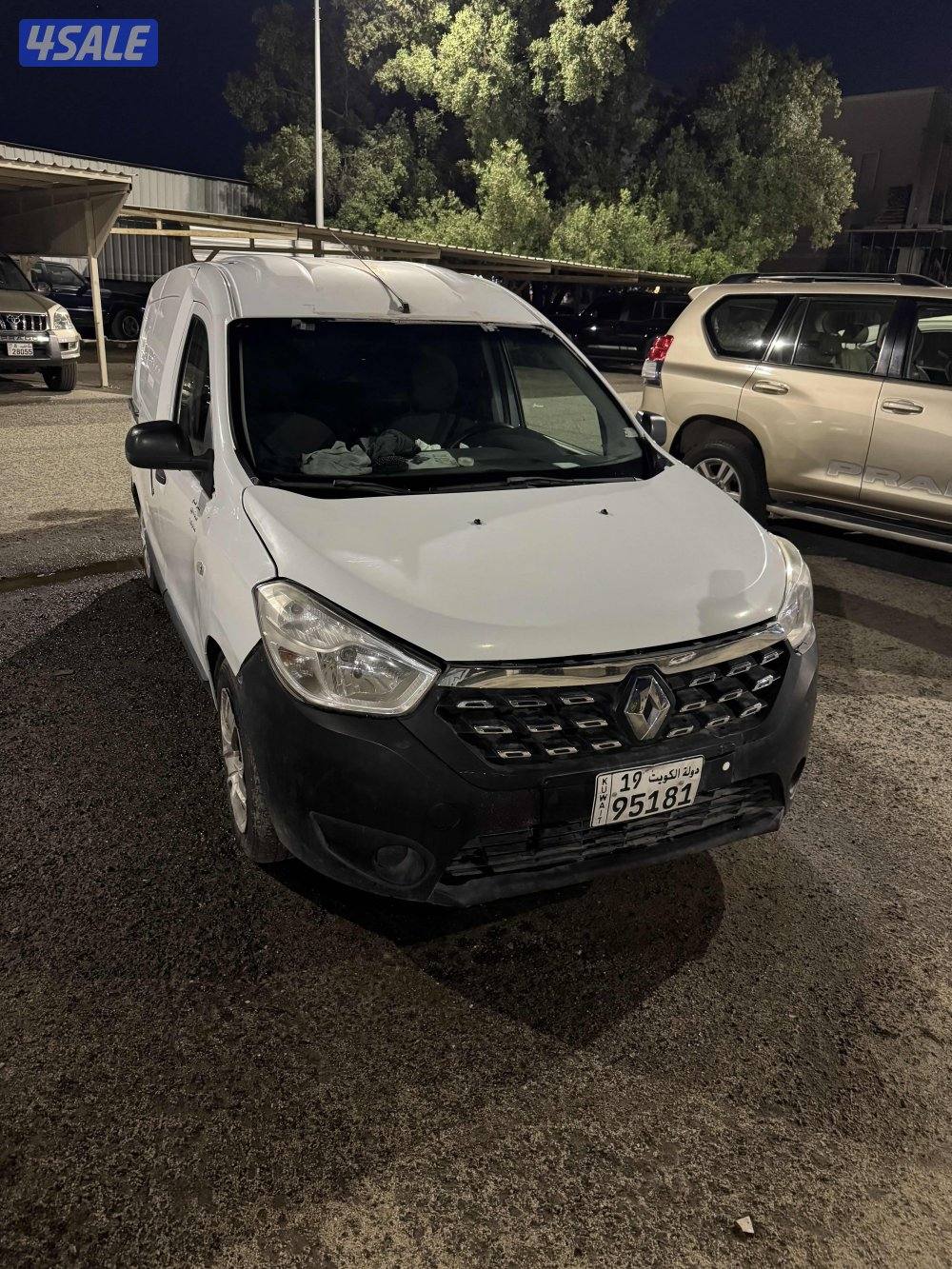 للبيع رينو دوكر مجهزه غسيل3