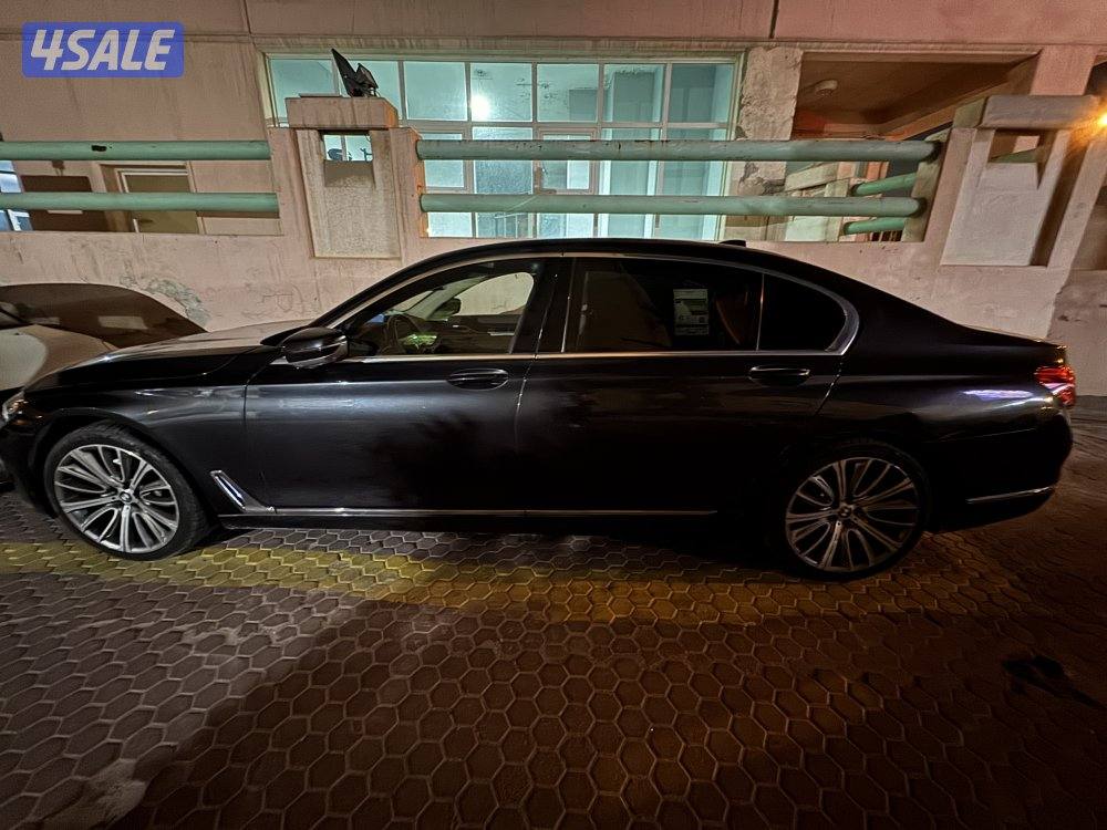 BMW 740Li 2016 – Full Option | Immaculate Condition | 136,000 KM14