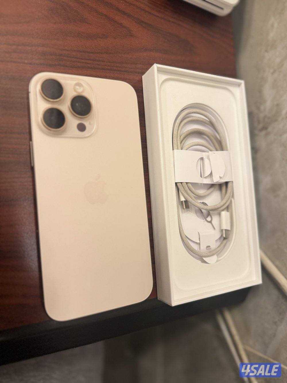 ايفون 16 برو ماكس مساحه 256 بطاريه 95 %4