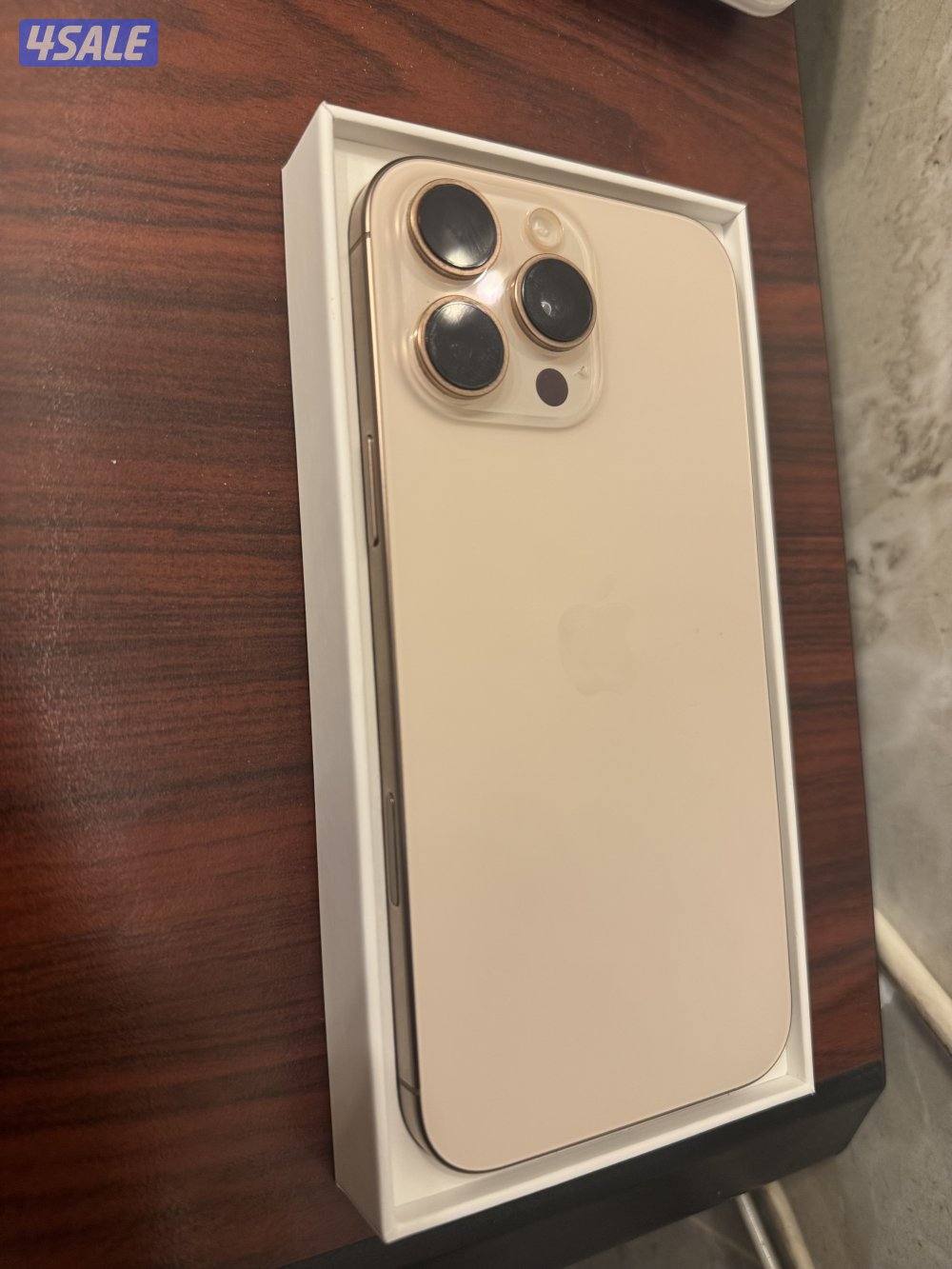 ايفون 16 برو ماكس مساحه 256 بطاريه 95 %12