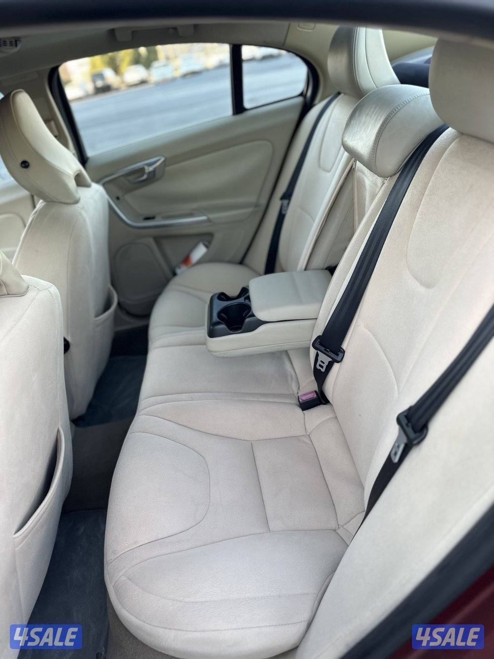 فولفو 2011 S60 شرط الفحص 6 سلندر AWD عداد116 كم سيرفيس وكاله منتظم9