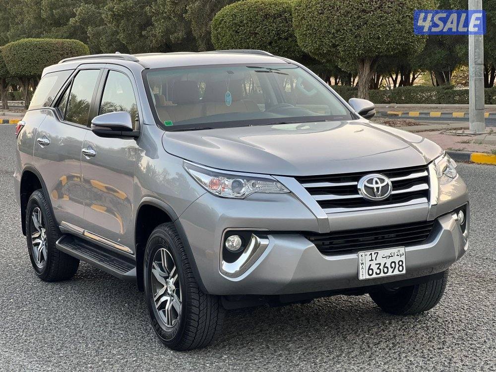 فورتنر 2020 عداد 63 الف فقط بحالة المصنع1