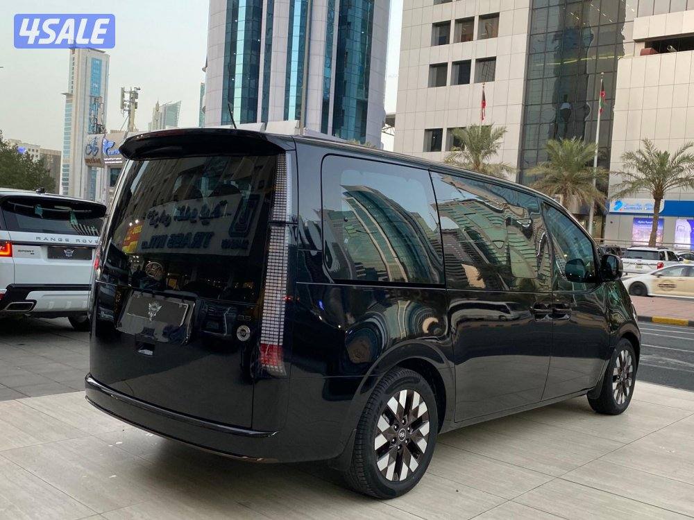 هيونداي ستاريا موديل 2022 عداد 85 الف كيلو فقط تحت الكفاله سيرفس منتظم3