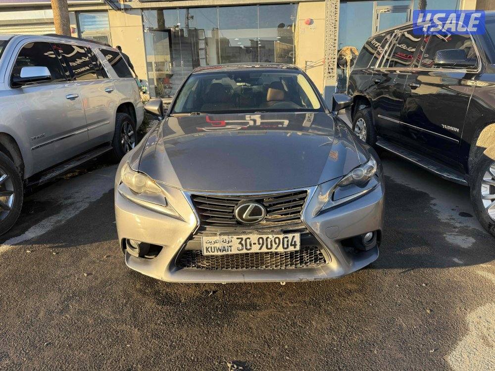 لكزس is 350 موديل 20150