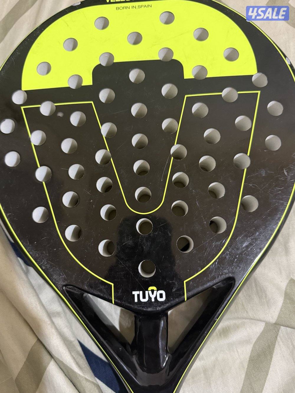 مضربين بادل وحد من شريكهtuyo و الثاني من بوما0