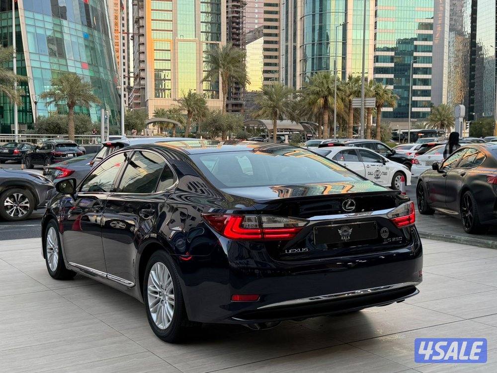 لكزس ES250 موديل 2017 عداد 122 الف كيلو فقط سيرفس منتظم شرط الفحص2