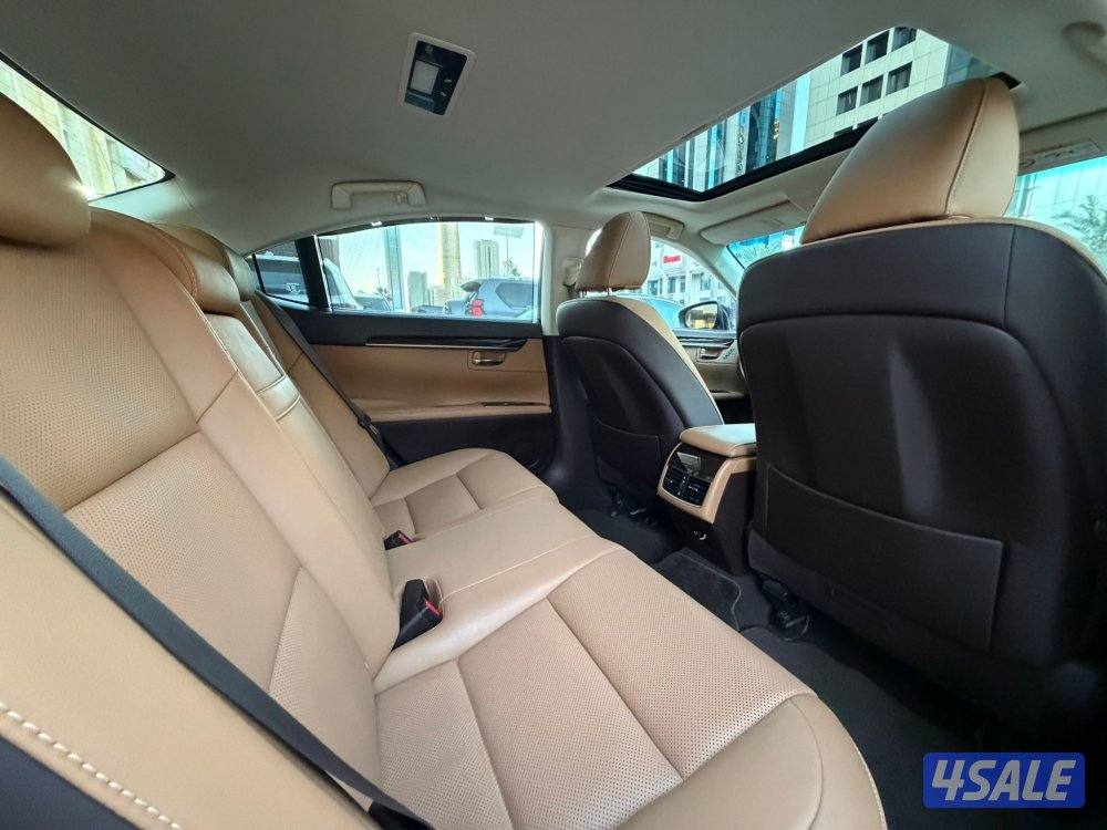 لكزس ES250 موديل 2017 عداد 122 الف كيلو فقط سيرفس منتظم شرط الفحص8