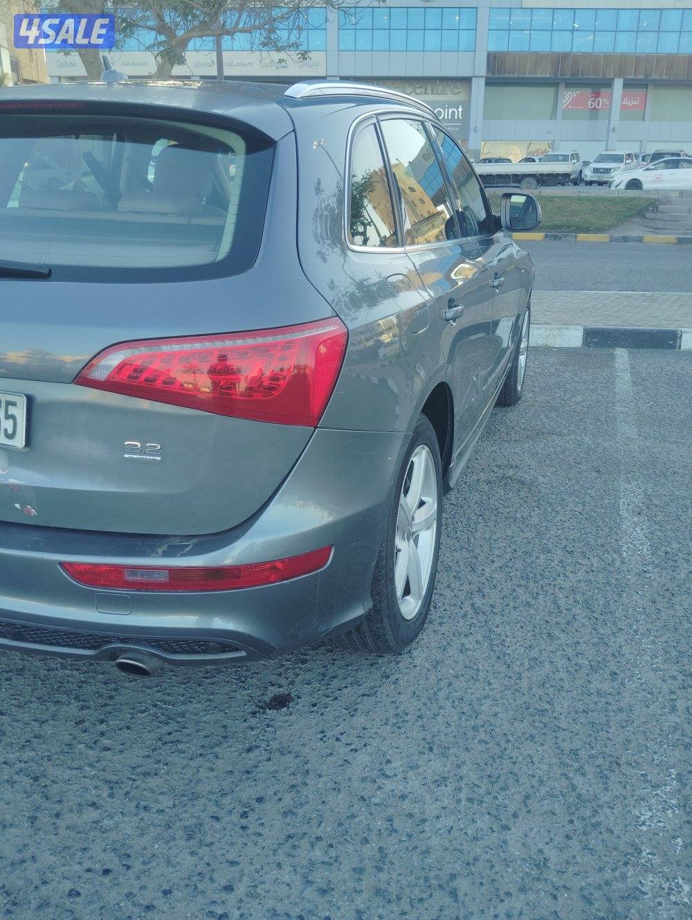 للبيع جيب اودي كيو ٥ شرط الغحص مرفق صورة فحص جيرمكينه شاصي عدا ١٦٨6