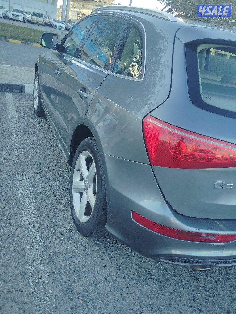 للبيع جيب اودي كيو ٥ شرط الغحص مرفق صورة فحص جيرمكينه شاصي عدا ١٦٨8